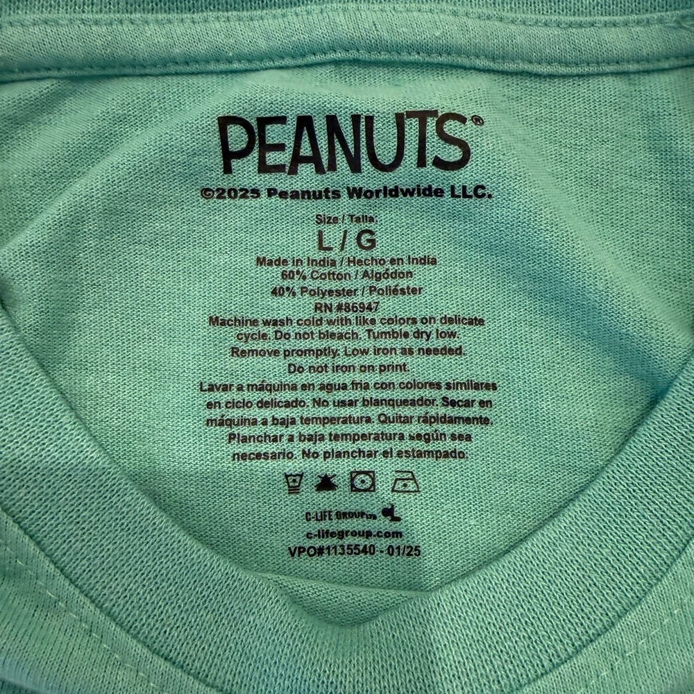 NWOT Peanuts Snoopy Large Tee in Teal with Floral Graphic - Picture 2 of 5